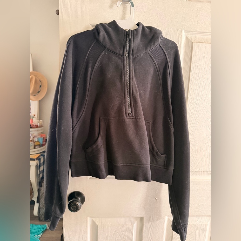 Lululemon Black Scuba